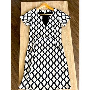 Womens Cap Sleeve Dress-Black/Cream-Size XS
